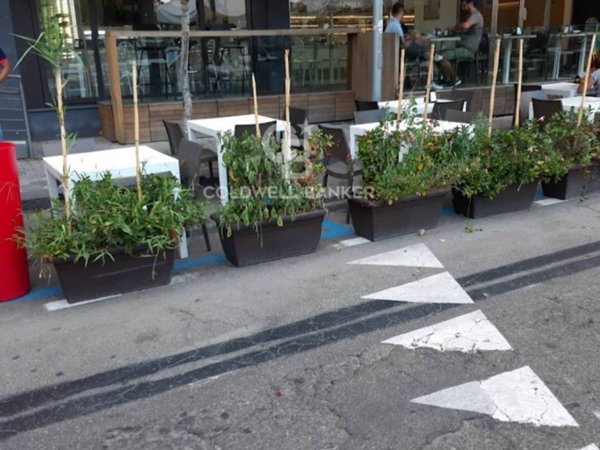 negozio in vendita ad Acireale in zona San Cosmo