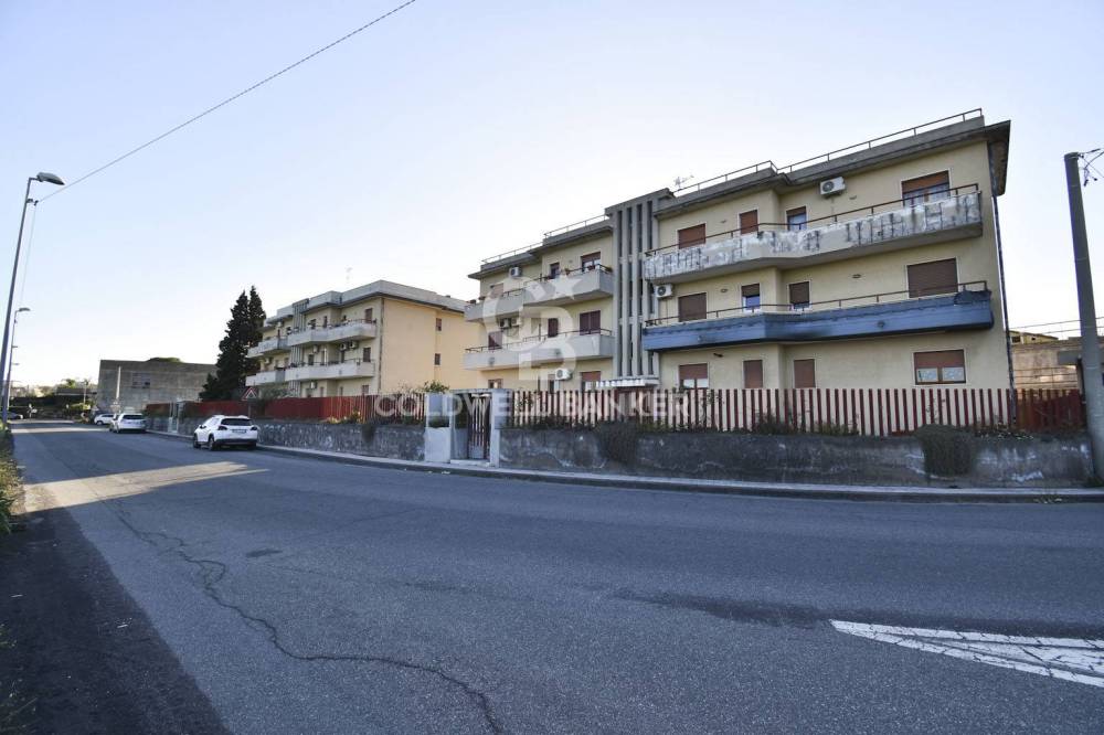 appartamento in vendita ad Acireale in zona Guardia