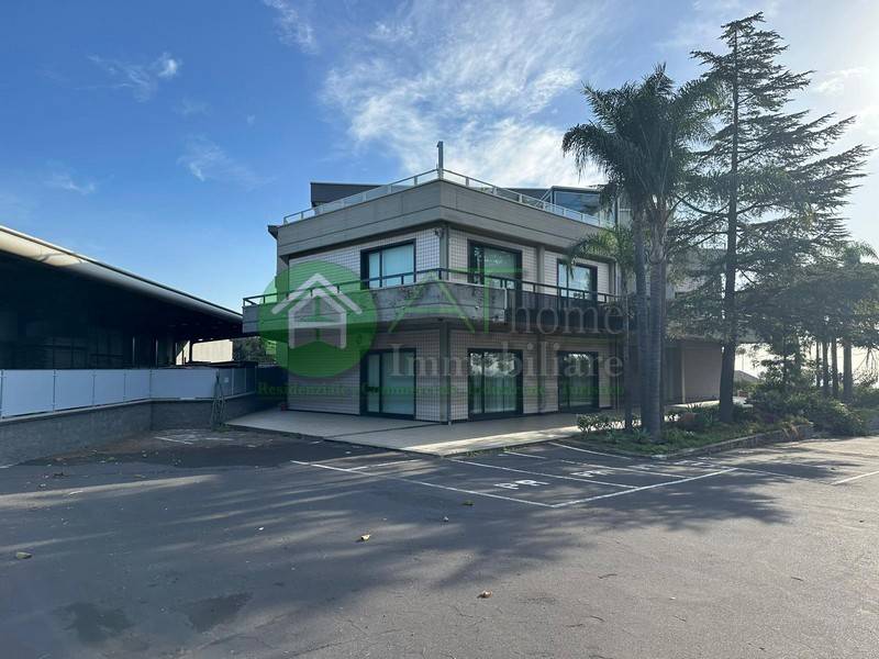 intera palazzina in vendita ad Acireale in zona Santa Caterina