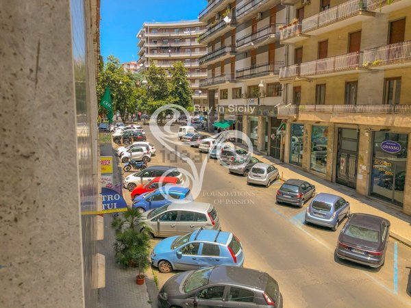 appartamento in vendita ad Acireale