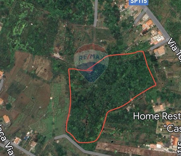 terreno agricolo in vendita ad Acireale in zona Piano d'Api