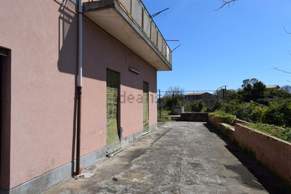 casa indipendente in vendita ad Acireale in zona Balatelle