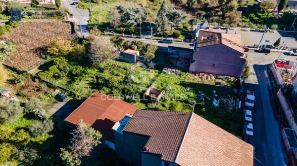 terreno agricolo in vendita ad Acireale in zona Pennisi