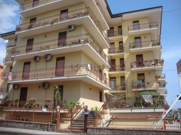 appartamento in vendita ad Acireale