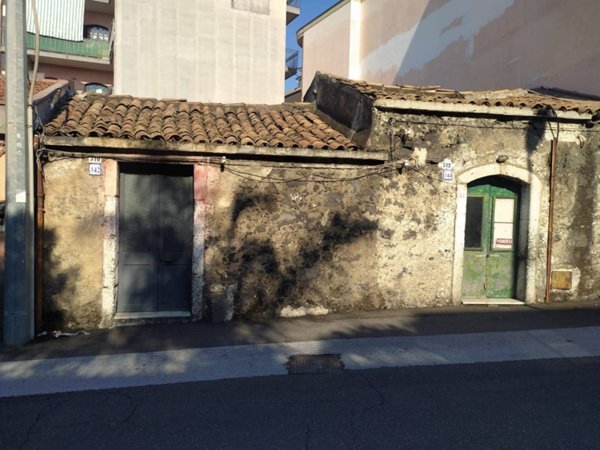 casa indipendente in vendita ad Acireale