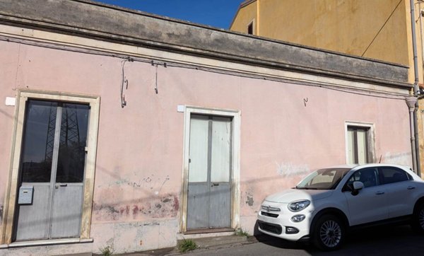 casa indipendente in vendita ad Acireale in zona Aci Platani