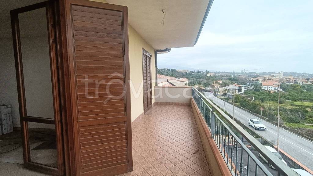 appartamento in vendita ad Acireale in zona San Giovanni Bosco