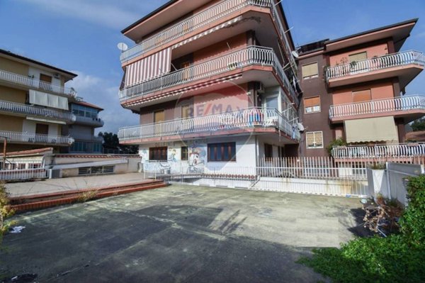 appartamento in vendita ad Acireale