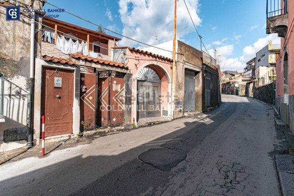 casa indipendente in vendita ad Acireale