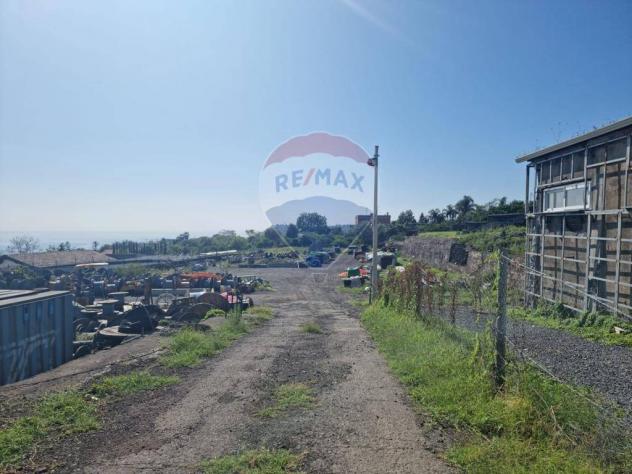 terreno agricolo in vendita ad Acireale in zona Mangano