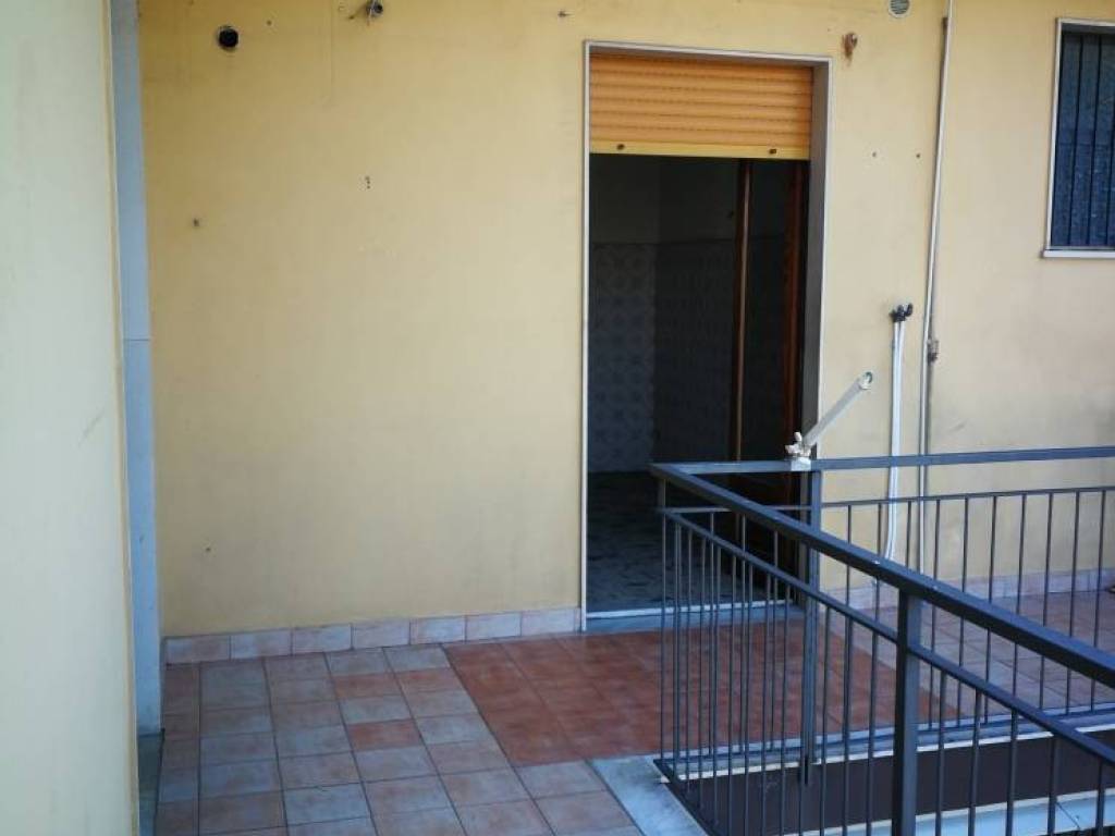 appartamento in vendita ad Acireale in zona Aci Platani