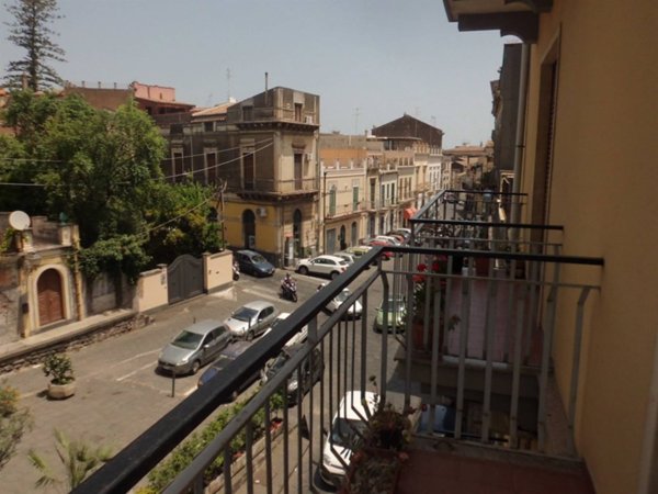appartamento in vendita ad Acireale in zona Centro Storico