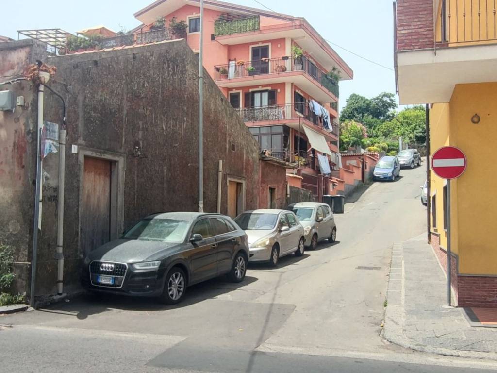 casa indipendente in vendita ad Acireale