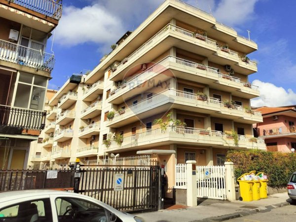 appartamento in vendita ad Acireale