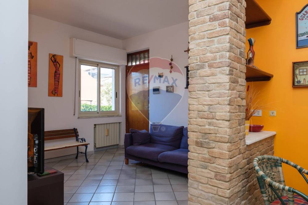 casa indipendente in vendita ad Acireale in zona Stazzo