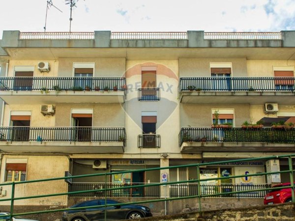 appartamento in vendita ad Acireale in zona Centro Storico