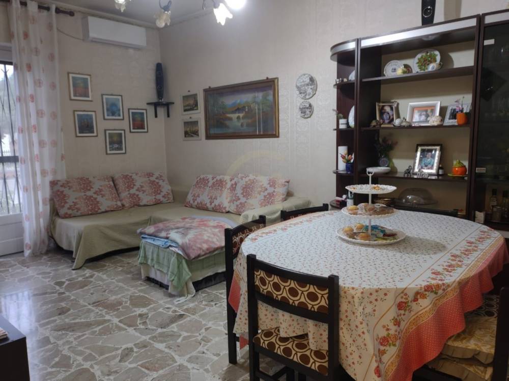 appartamento in vendita ad Acireale