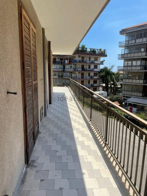 appartamento in vendita ad Acireale