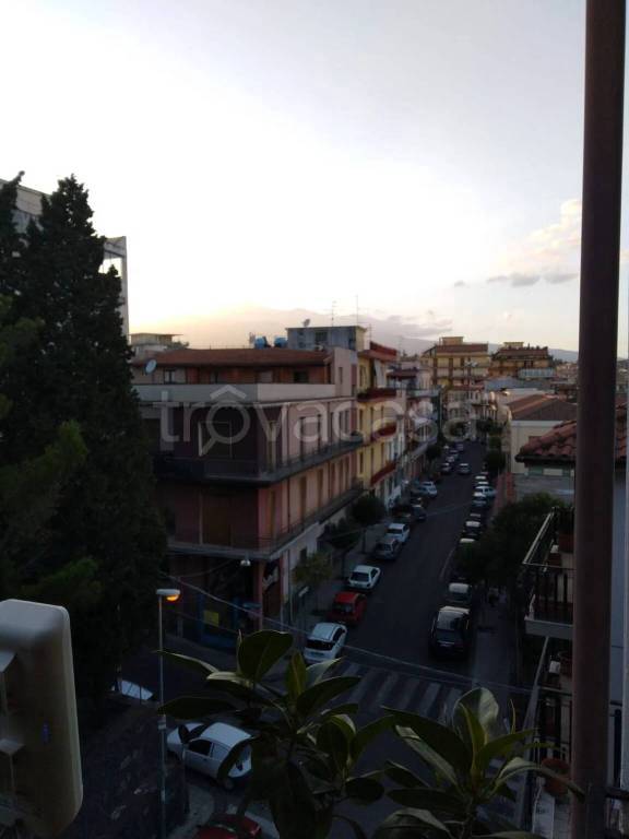 appartamento in vendita ad Acireale in zona Centro Storico