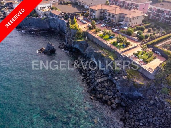 appartamento in vendita ad Acireale in zona Pozzillo
