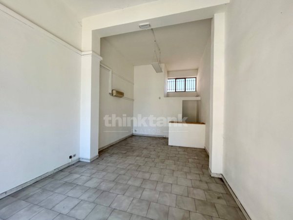 locale commerciale in vendita ad Acireale