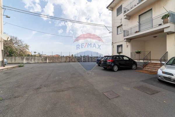 appartamento in vendita ad Acireale in zona Guardia