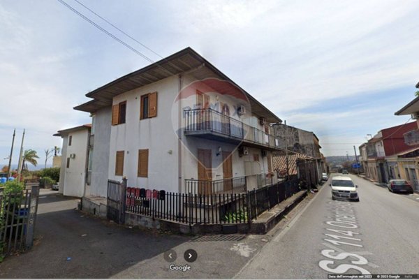 appartamento in vendita ad Acireale in zona Mangano