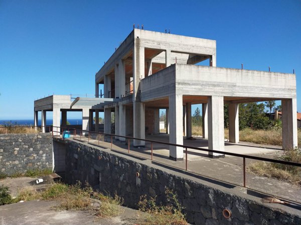 casa indipendente in vendita ad Acireale