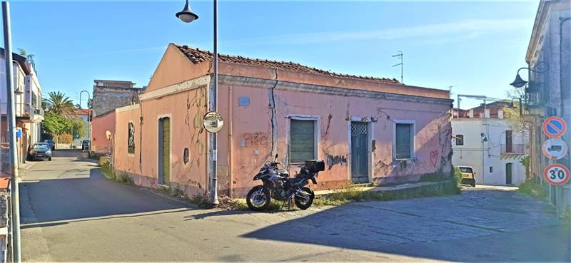 casa indipendente in vendita ad Acireale in zona Santa Tecla