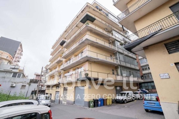 appartamento in vendita ad Acireale