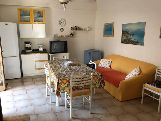 appartamento in vendita ad Acireale in zona Stazzo