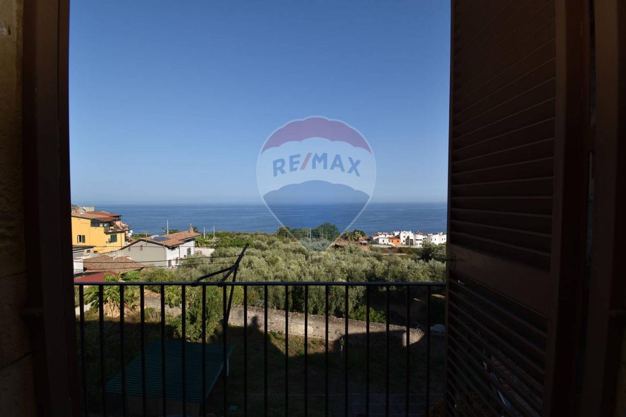 appartamento in vendita ad Acireale