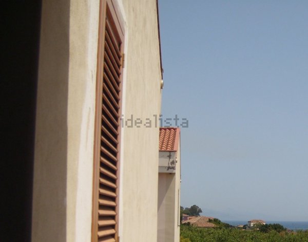 appartamento in vendita ad Acireale in zona Pozzillo