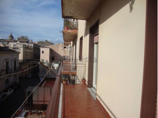 appartamento in vendita ad Acireale in zona Centro Storico