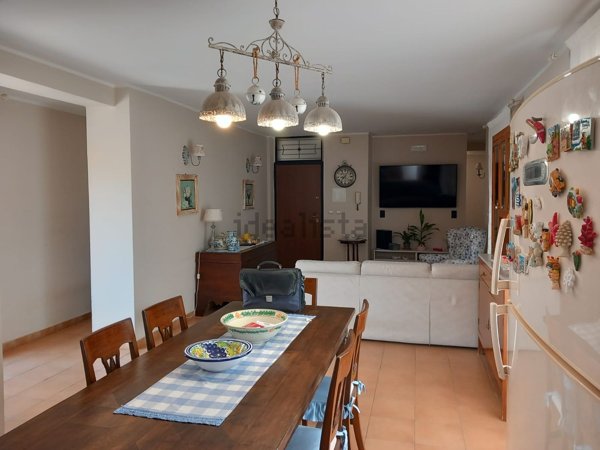 appartamento in vendita ad Acireale