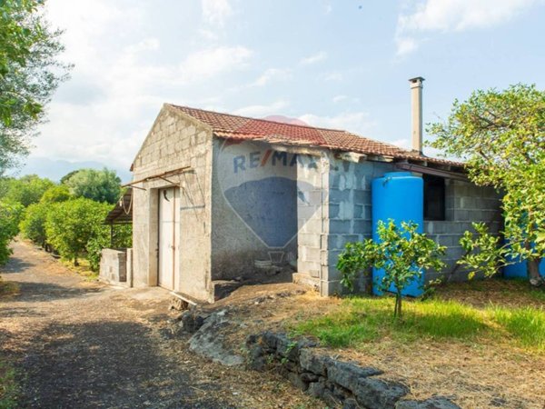 terreno agricolo in vendita ad Acireale in zona Santa Tecla