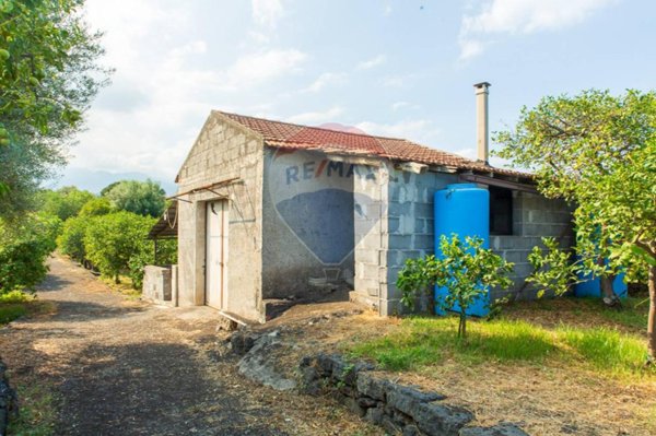 terreno agricolo in vendita ad Acireale in zona Santa Tecla