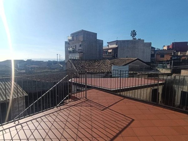 casa indipendente in vendita ad Acireale