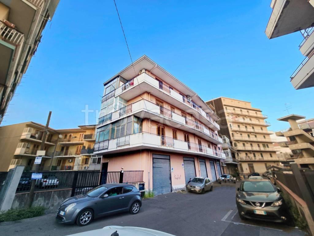 appartamento in vendita ad Acireale in zona Centro Storico