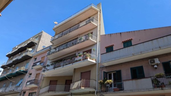 appartamento in vendita ad Acireale