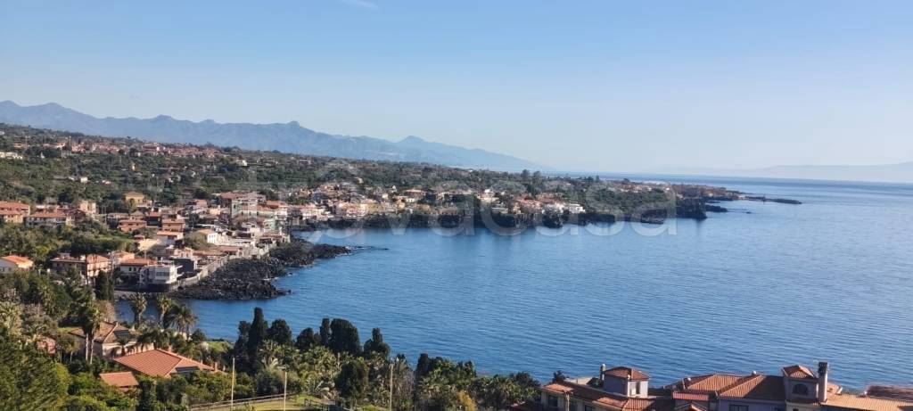 appartamento in vendita ad Acireale in zona Santa Tecla