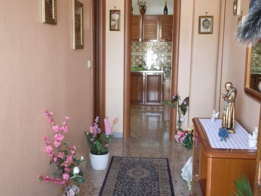 appartamento in vendita ad Acireale in zona Centro Storico