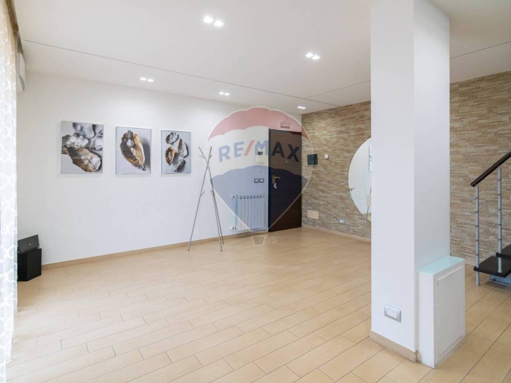 appartamento in vendita ad Acireale