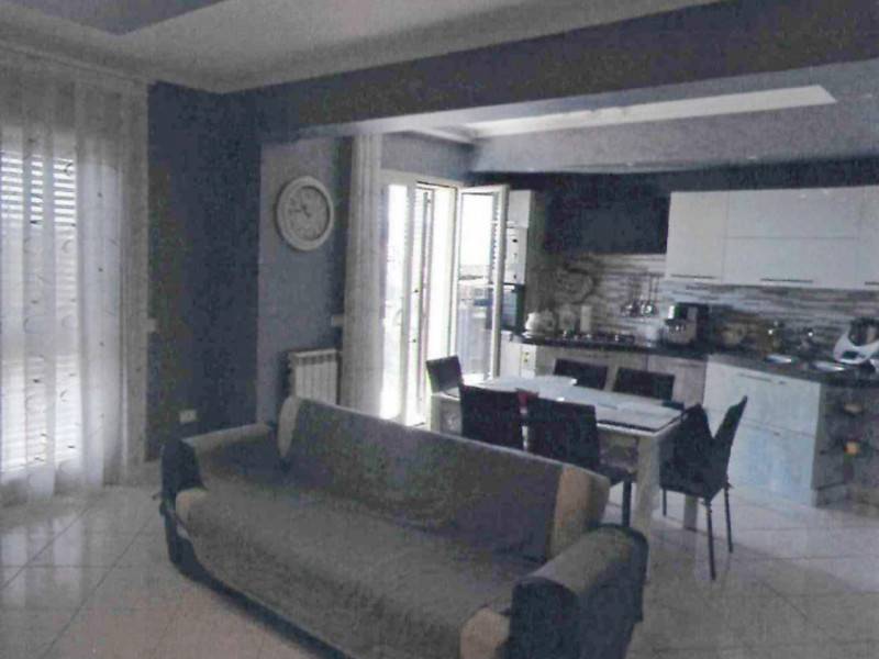 appartamento in vendita ad Acireale