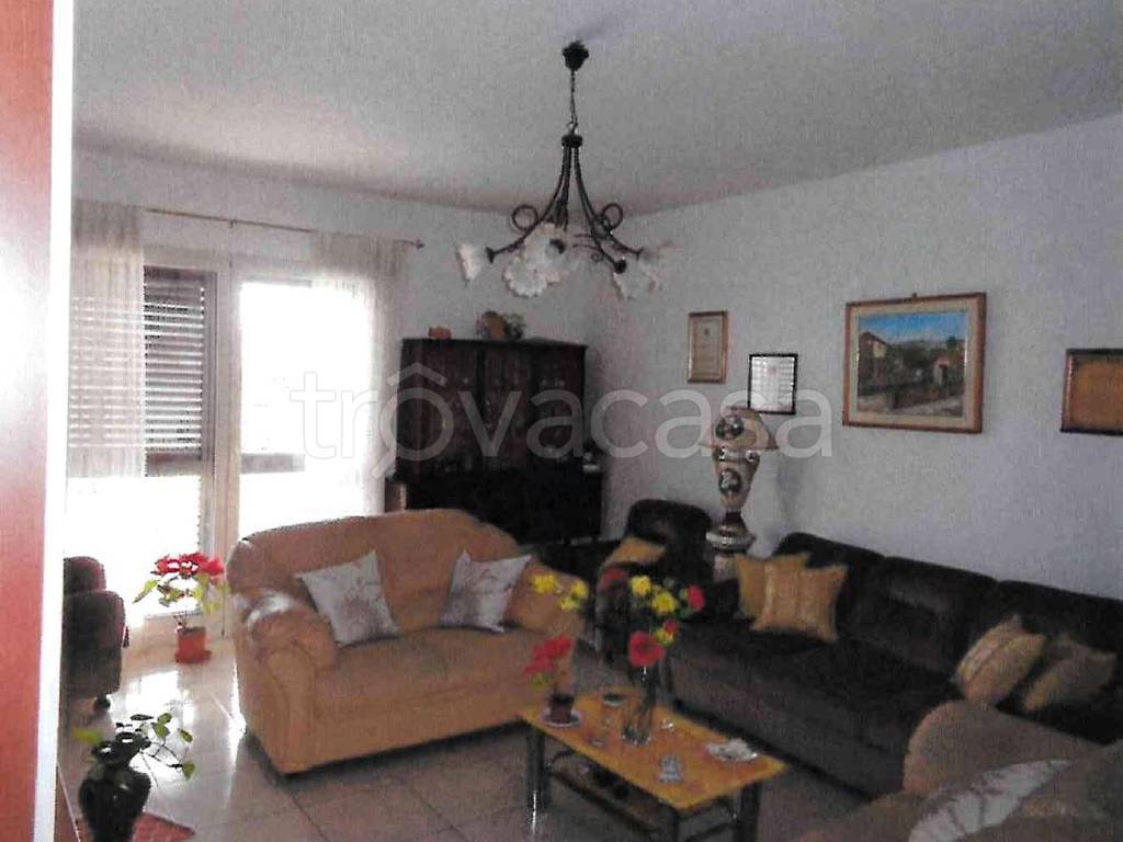 appartamento in vendita ad Acireale