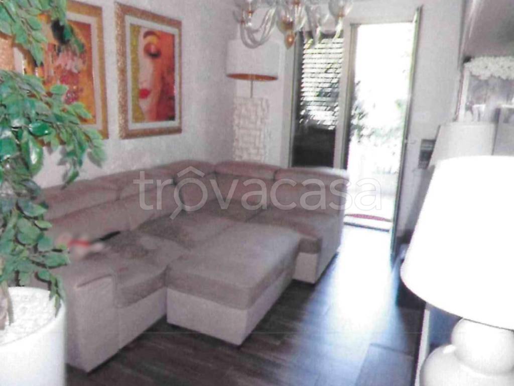 appartamento in vendita ad Acireale