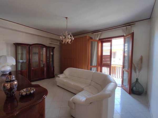 appartamento in vendita ad Acireale in zona Stazzo