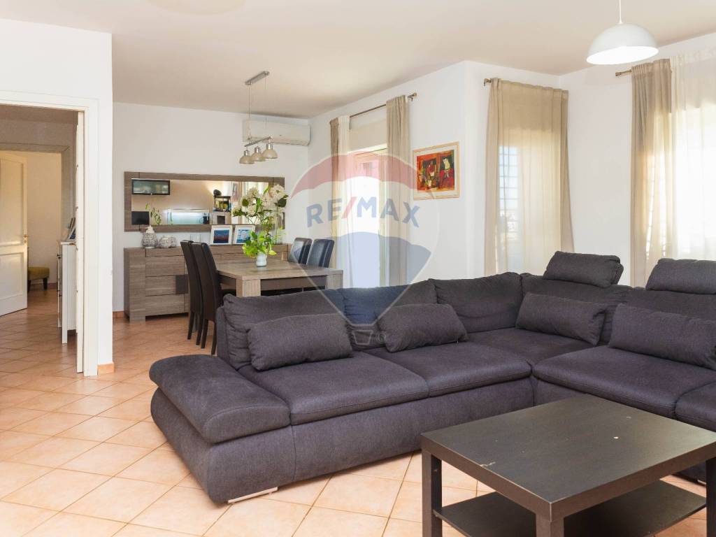 appartamento in vendita ad Acireale in zona San Cosmo