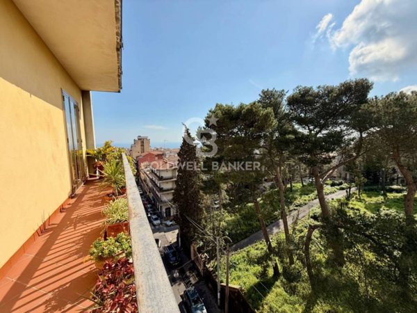 appartamento in vendita ad Acireale