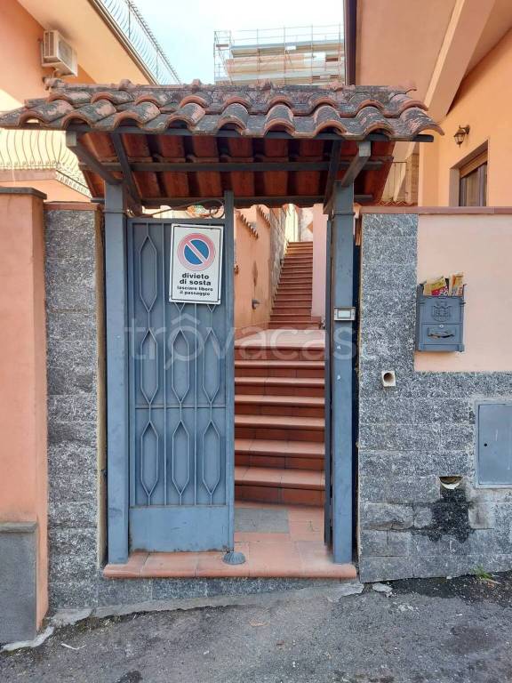 appartamento in vendita ad Acireale in zona Guardia